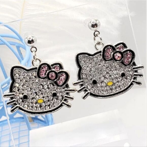 Brand New S925 Silver Hello Kitty Earrings - Picture 1 of 2